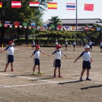 校庭での運動会の練習が始まりました