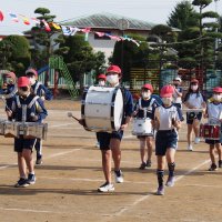 運動会の練習頑張ってます。