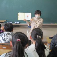 ４～６年生　読み聞かせ