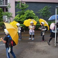 雨の日の下校の様子